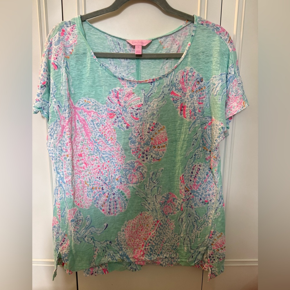 Lilly Pulitzer shortsleeve top